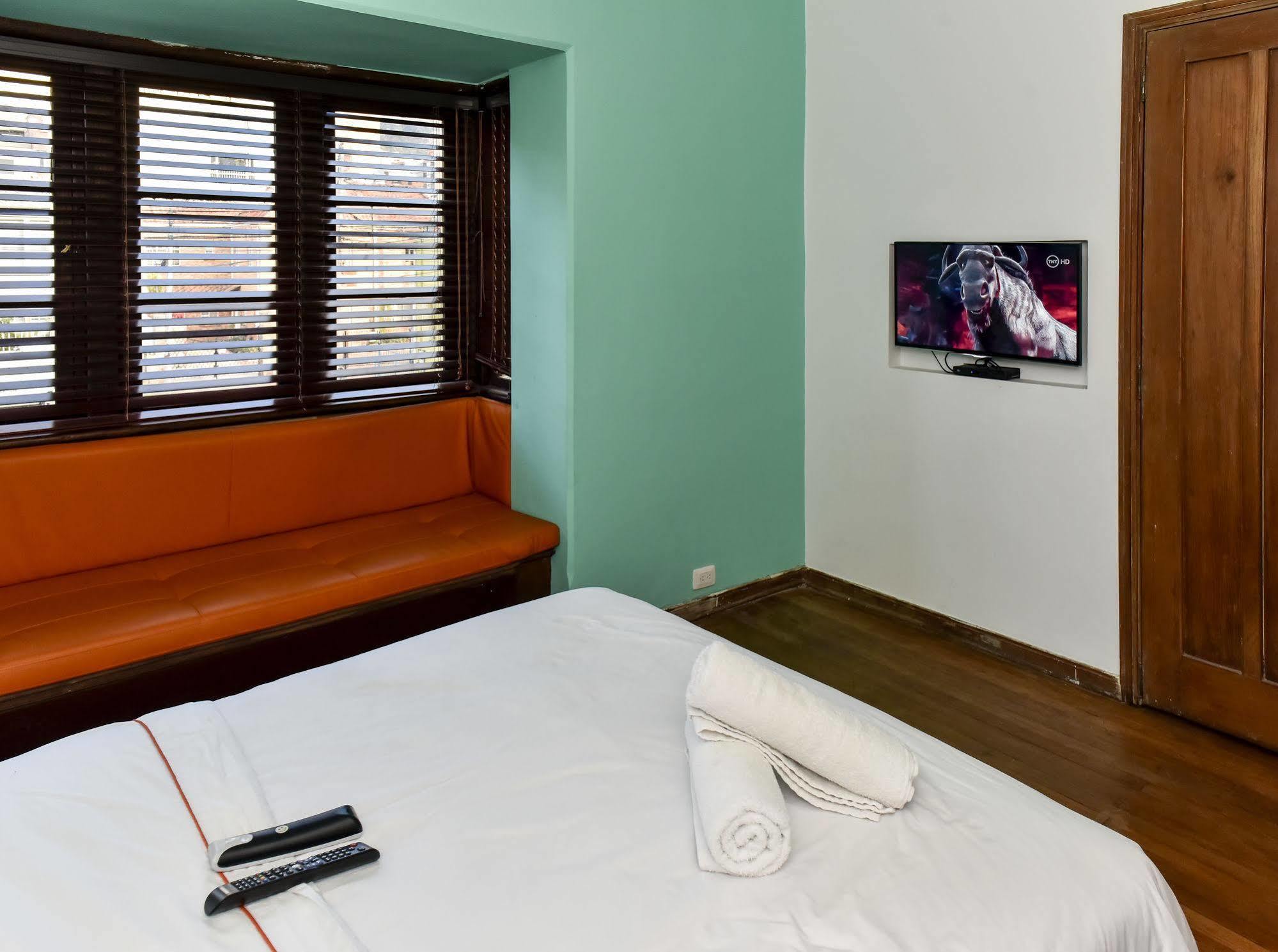 Mi Llave Hostels Bogotá Zewnętrze zdjęcie