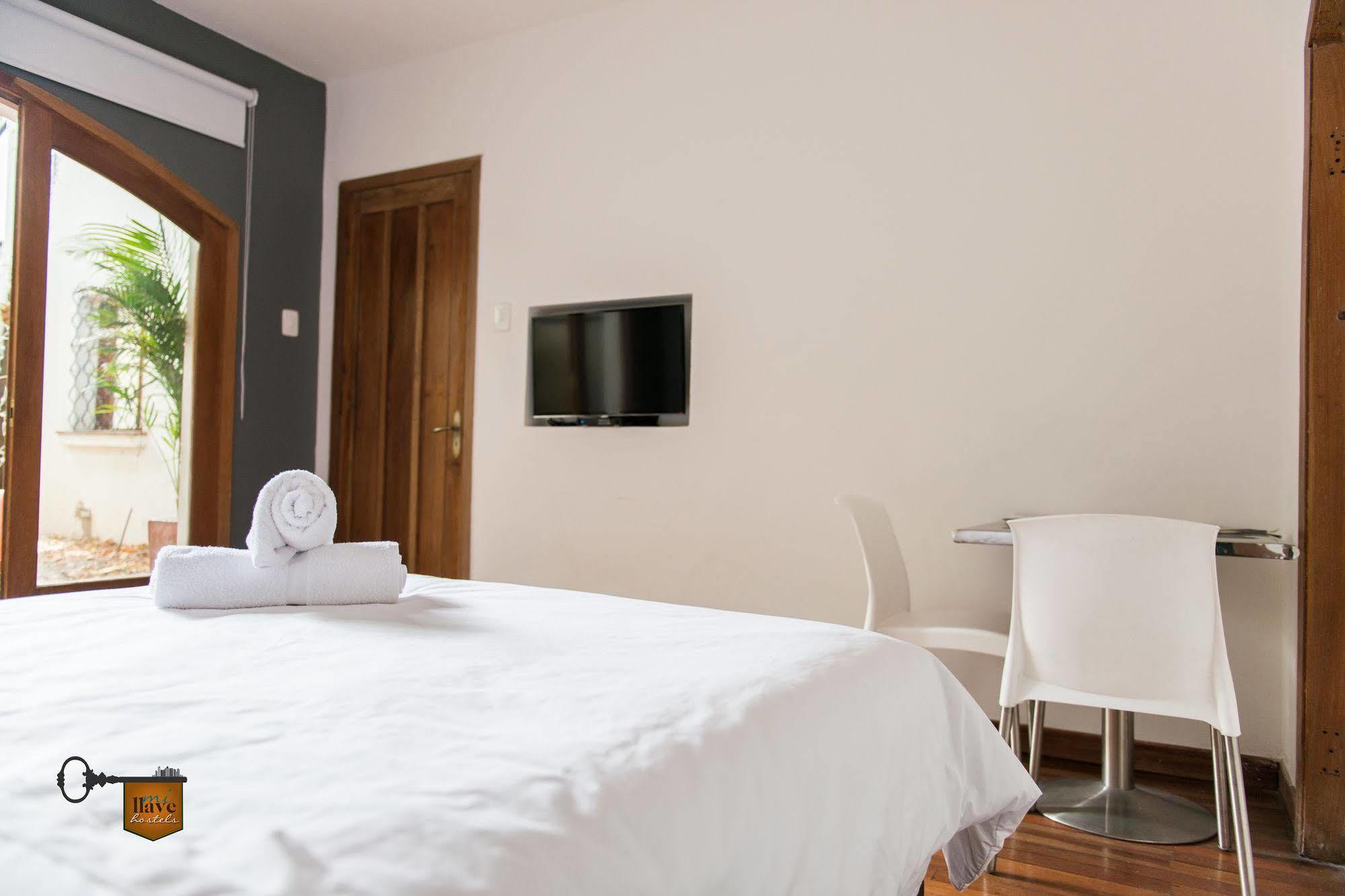 Mi Llave Hostels Bogotá Zewnętrze zdjęcie