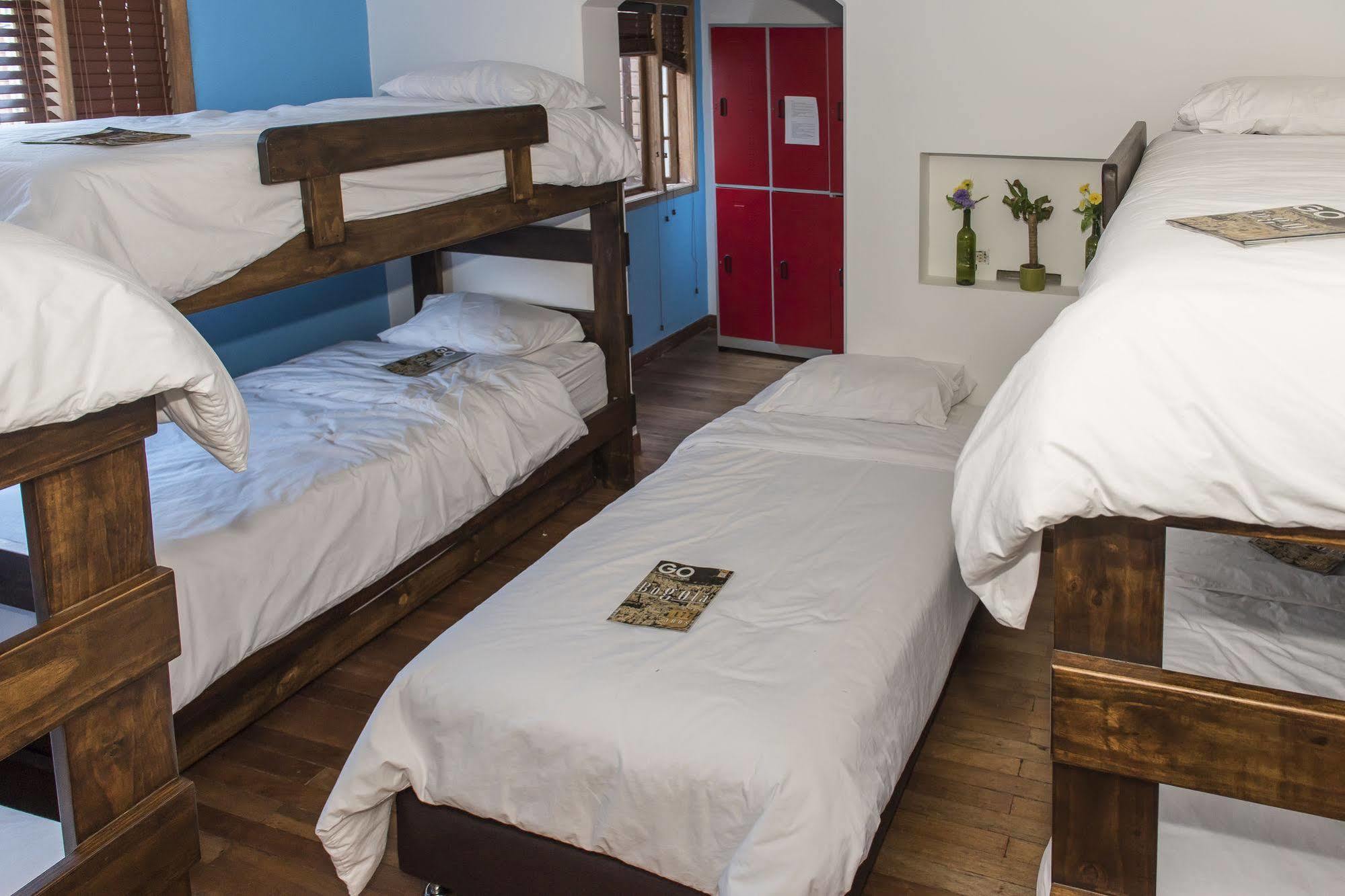 Mi Llave Hostels Bogotá Zewnętrze zdjęcie